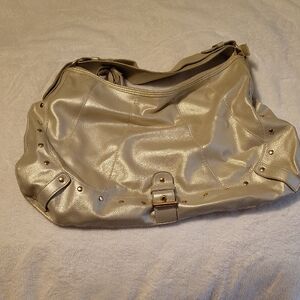 Elegant Cream Shoulder Bag